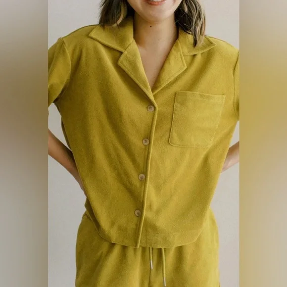 NWT Things Between Terrycloth Button down set Medium - Picture 2 of 10